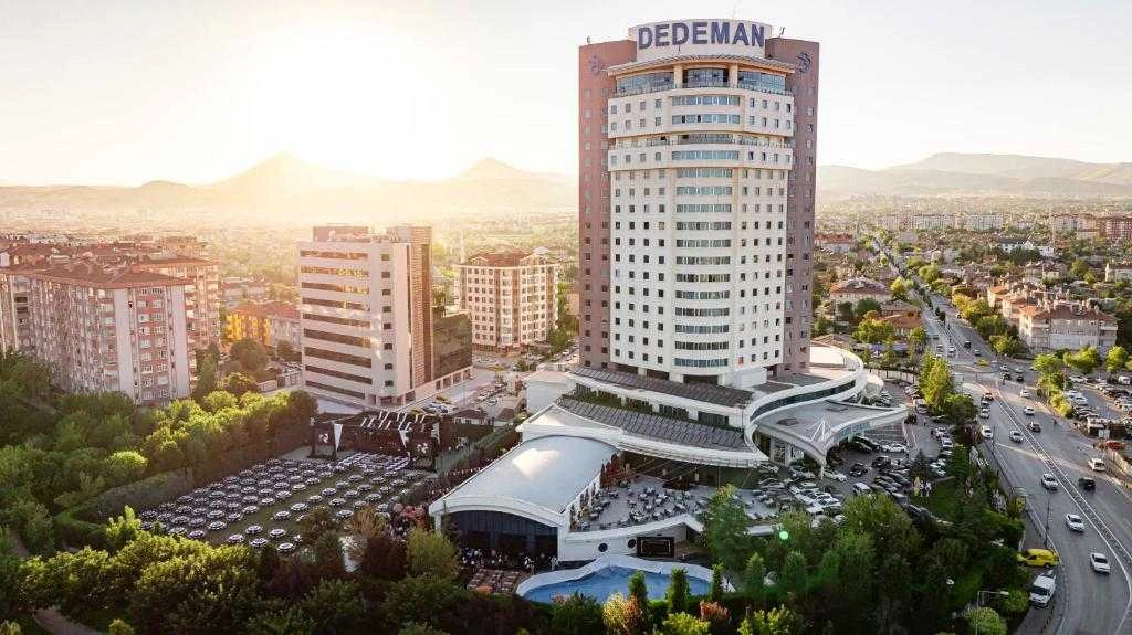 Dedeman Konya Hotel