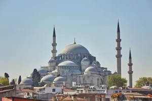 beautiful-suleymaniye-camii-istanbul-min